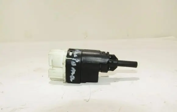 Renault Captur Brake pedal sensor switch 2886