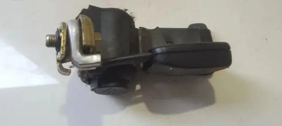 Audi 100 S4 C4 Middle seatbelt (rear) 4A0857713H 8A0857740