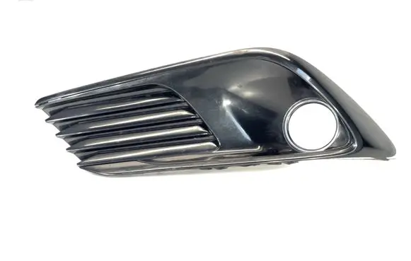 Toyota Auris E180 Front fog light trim/grill 8148202570