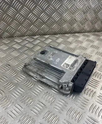 Audi A8 S8 D4 4H Engine control unit/module 4H0907409D