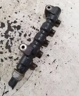 Volvo C30 Fuel main line pipe 9654592680