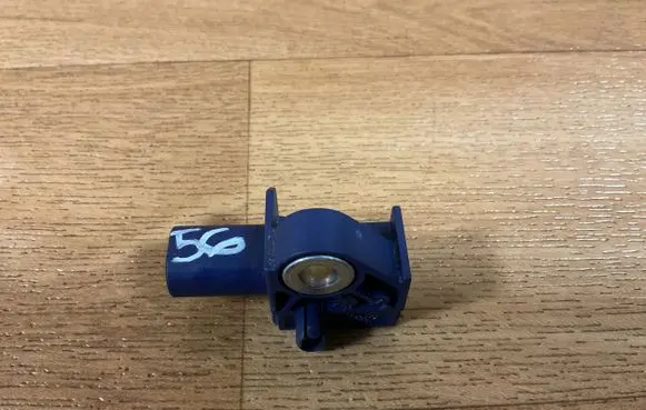 Mercedes-Benz E W212 Airbag deployment crash/impact sensor A2128204926 5WK43872