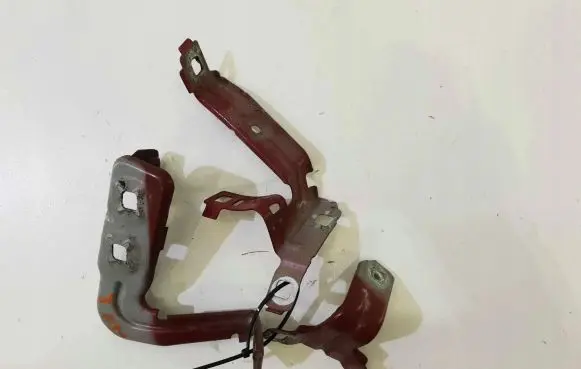 BMW 1 F20 F21 Fender mounting bracket