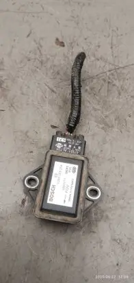 Nissan X-Trail T30 ESP acceleration yaw rate sensor 0265005254 5007171