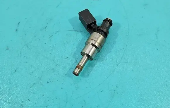 Audi A4 S4 B7 8E 8H Fuel injector IMPRK1511429