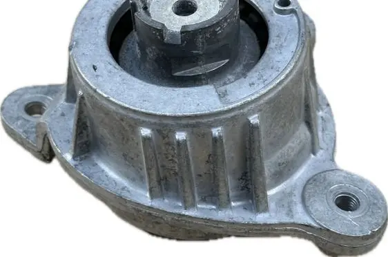 Mercedes-Benz Vito Viano W447 Engine mount vacuum valve 4472410100