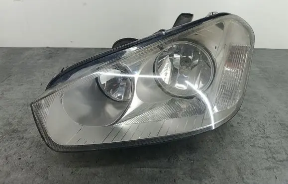 Ford C-MAX I Headlight/headlamp 