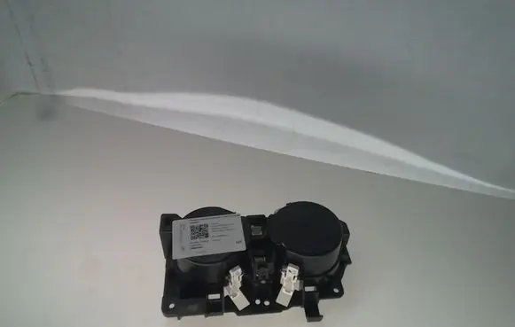 Cup holder front
