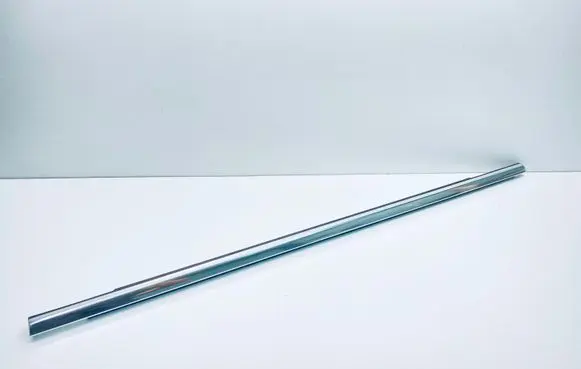 Volkswagen Touareg II Rubber seal rear door window/glass 7P0839475G