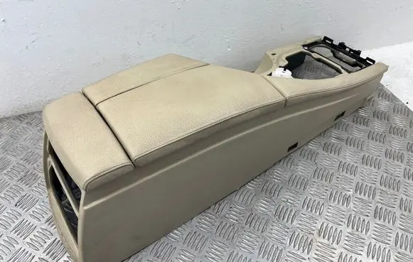 BMW 5 E60 E61 Armrest 7034086 7060013 72758413