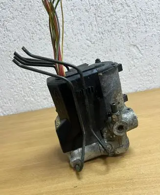 Mercedes-Benz E W124 ABS Pump 0265200043 2265110066