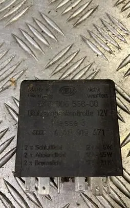 Audi A6 S6 C4 4A Light relay 4A0919471