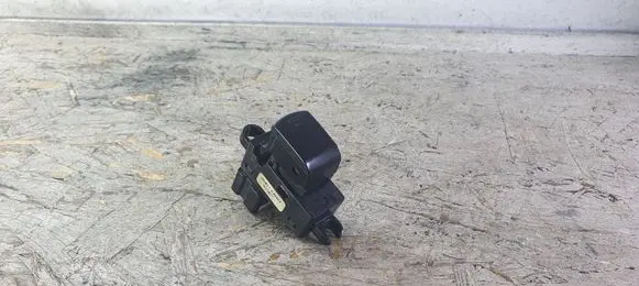 Nissan Navara D40 Electric window control switch