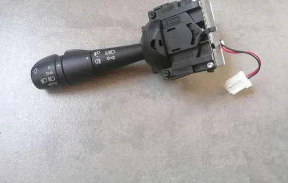 Renault Trafic III (X82) Indicator stalk 93868053