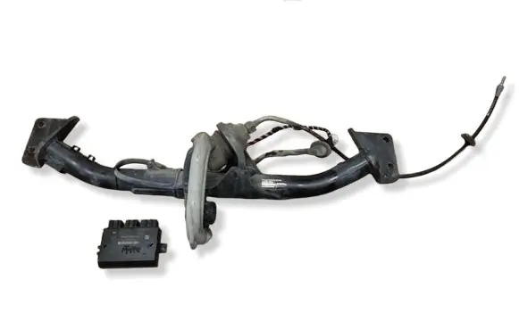 Mercedes-Benz B W246 W242 Tow bar A2463100304