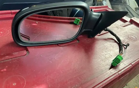 Volvo S80 Front door electric wing mirror E11015463