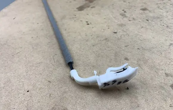 BMW X3 E83 Front door cable line 51203330985 3330985
