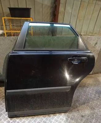 Volvo V50 Rear door
