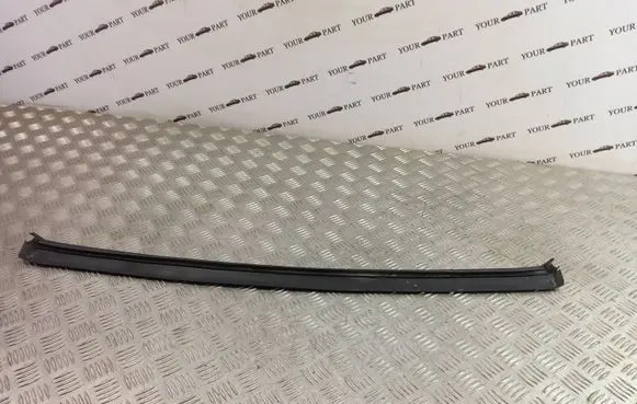 BMW 5 F10 F11 Engine compartment rubber 7206521