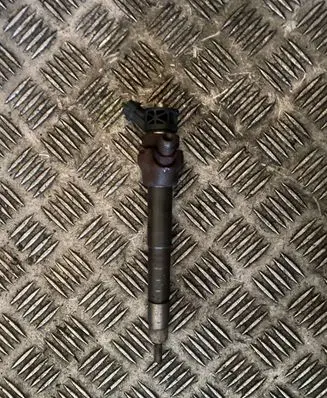 Land Rover Evoque I Fuel injector G4D39K546AA