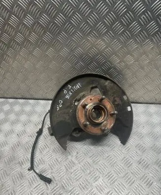 Front wheel hub