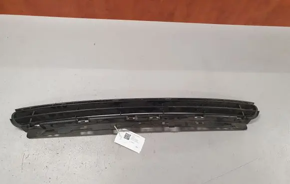Citroen C5 Front bumper upper radiator grill 9682331677