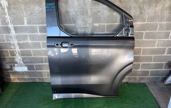 Ford Transit Custom II Front door