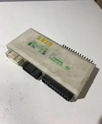 BMW 5 E39 Comfort/convenience module 6913519 61356913519 12037310