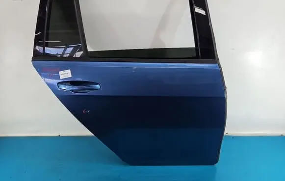 Volkswagen Golf VII Rear door IMPRK1586273