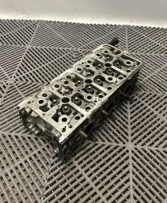 Audi A6 C7 Engine head 