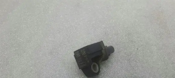 Mercedes-Benz C W205 Airbag deployment crash/impact sensor A2229051400
