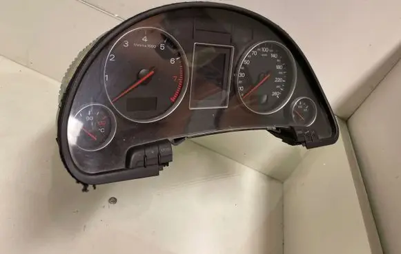 Audi A4 S4 B6 8E 8H Speedometer (instrument cluster) 8E0920900L 3143240607 0263626036