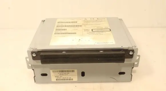 Volvo V40 Radio/GPS head unit trim 31357771