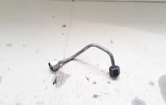 Volvo S60 Fuel injector supply line/pipe NOCODE