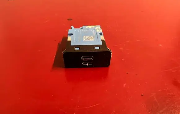 BMW X7 G07 USB socket connector 8711940 84108711940