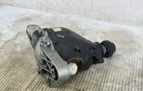 BMW X7 G07 Rear differential 8678632 8665151