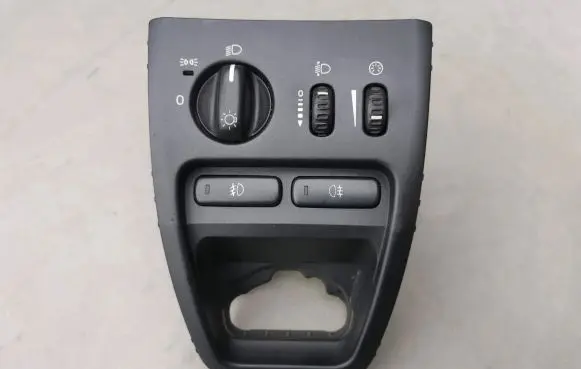 Volvo XC90 Light switch 8685452 MG28AB00017 7923