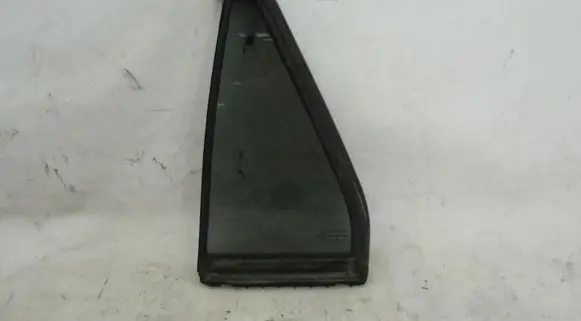 Suzuki SX4 S-Cross Rear door window glass brak