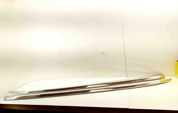 Opel Astra K Roof transverse bars on the 