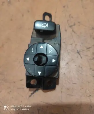KIA Carnival Wing mirror switch 935404D100