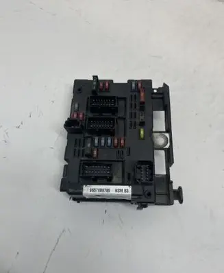 Peugeot 807 Fuse module 9657608780 54382918