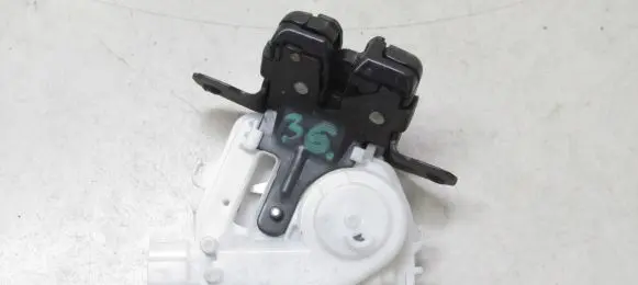 Toyota Auris E180 Tailgate/trunk/boot lock/catch/latch