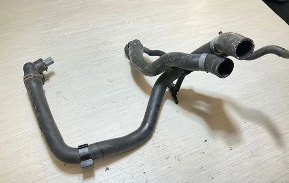 Audi A3 S3 8V Engine coolant pipe/hose 5Q0121049CB