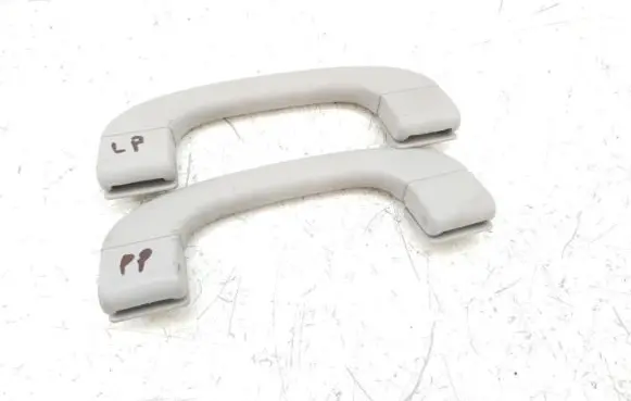 BMW 3 E90 E91 Front interior roof grab handle 7033659