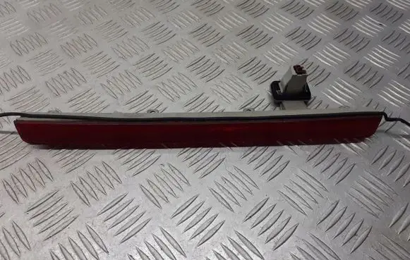 Mercedes-Benz C W203 Third/center stoplight A2038200356