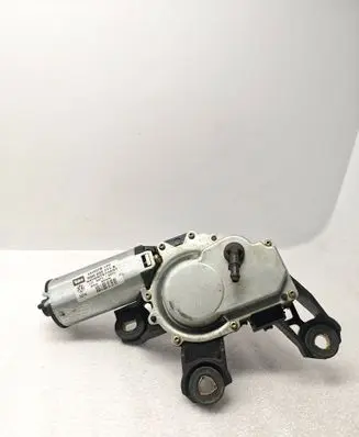 Volkswagen Polo IV 9N3 Rear window wiper motor 6Q6955711A 404850B 49704970