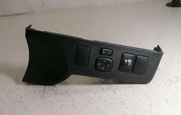 Toyota Avensis T270 Wing mirror switch 5544605080