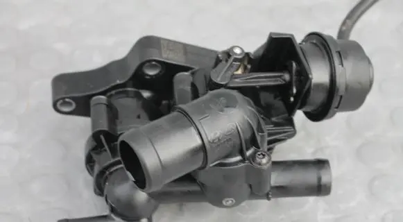 KIA Rio Thermostat housing RIO2560003060 M2560003060