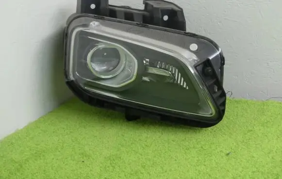 Hyundai Kona I Headlight/headlamp 92102-J9100