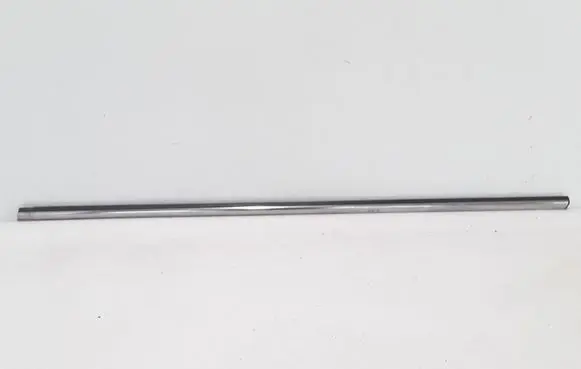 Front door glass trim molding